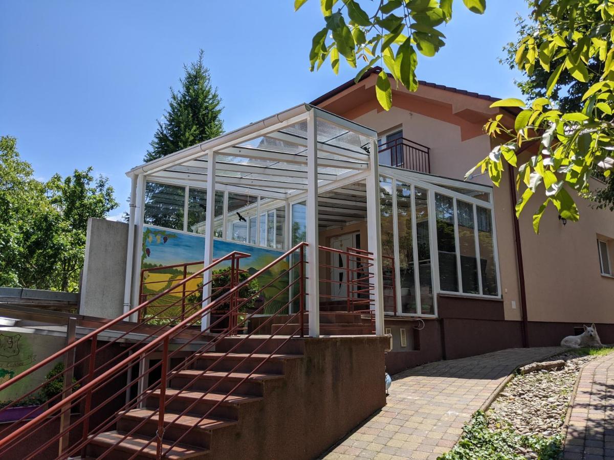 Pivnicka Pod Cachtickym Hradom Hotell Čachtice Eksteriør bilde