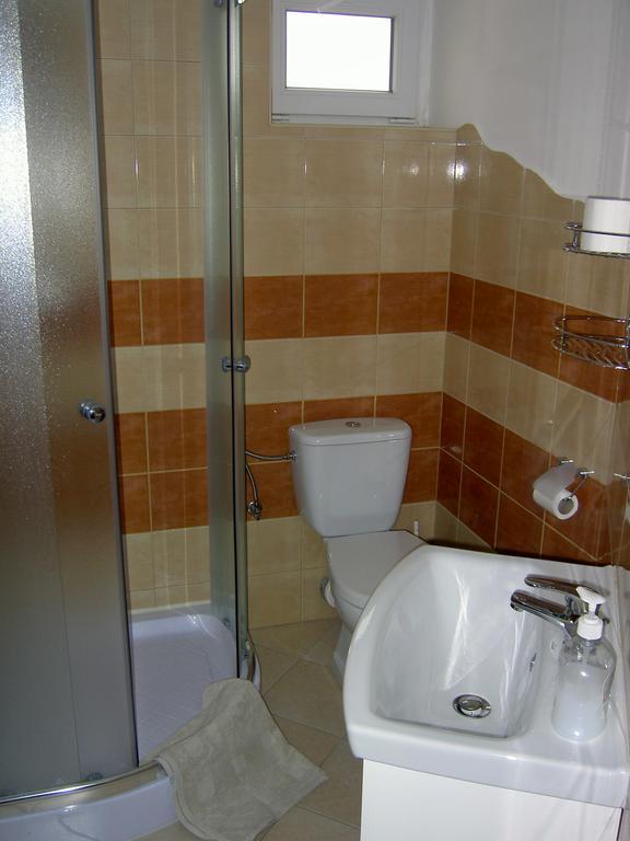 Pivnicka Pod Cachtickym Hradom Hotell Čachtice Eksteriør bilde