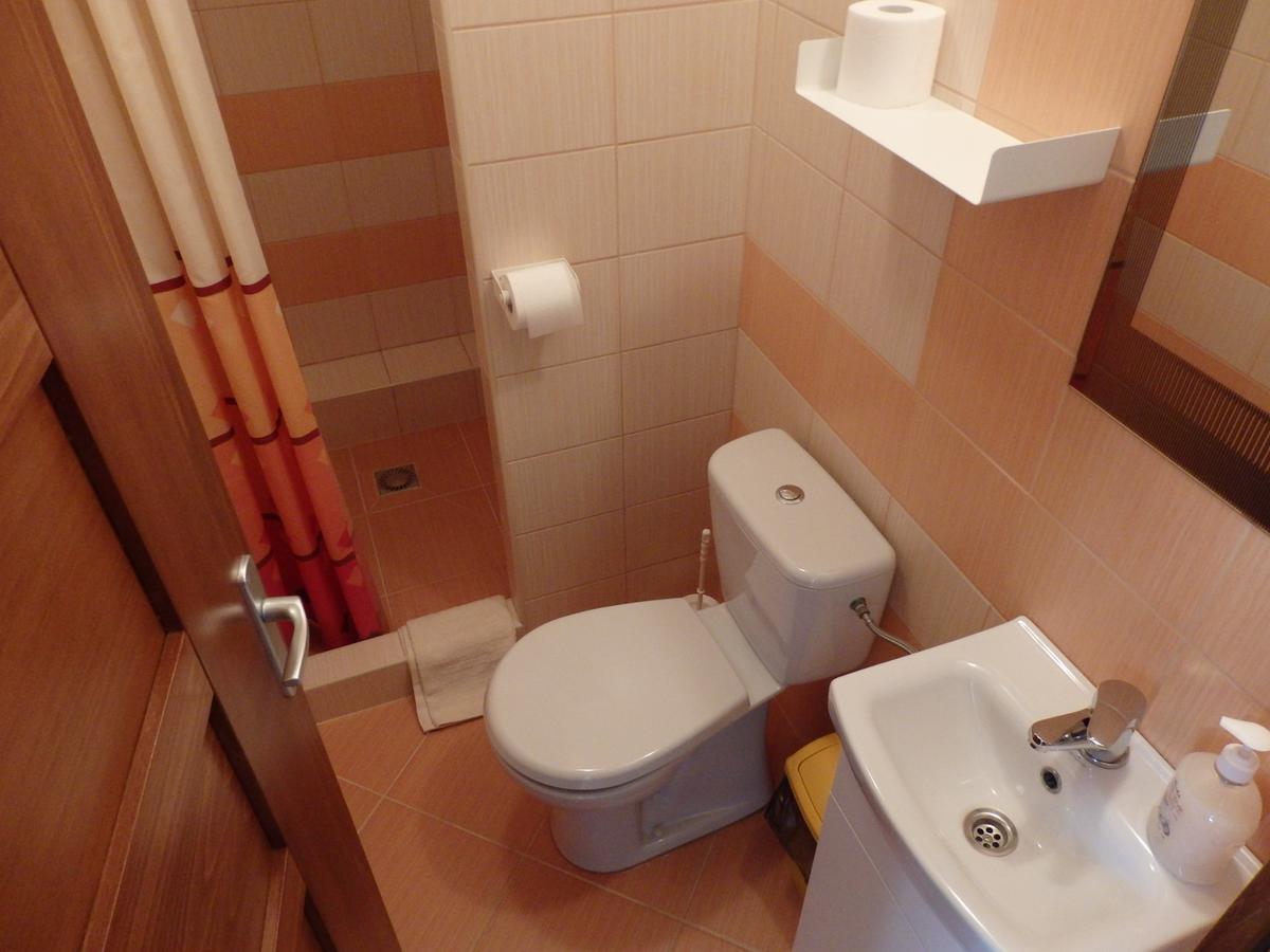 Pivnicka Pod Cachtickym Hradom Hotell Čachtice Eksteriør bilde